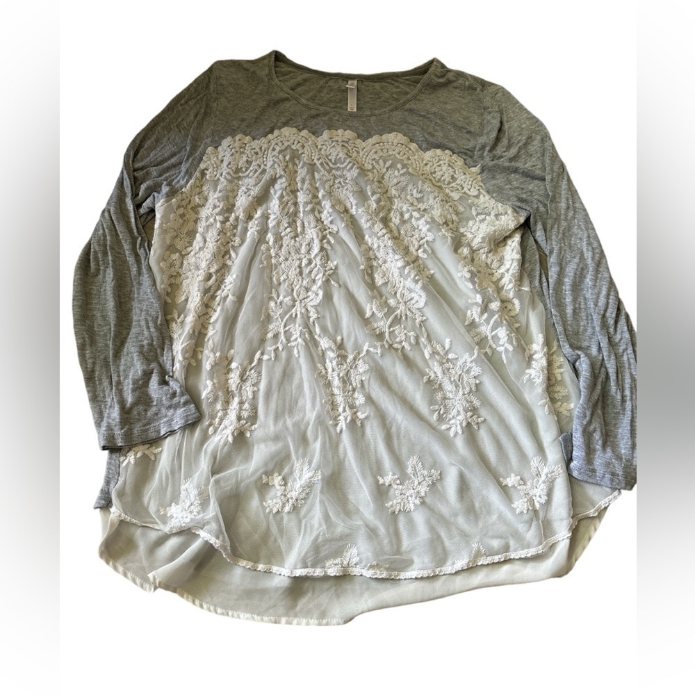 Ivory Lace with gray Boho size large blouse